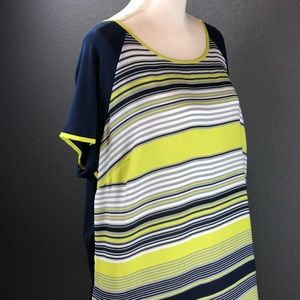 Women’s 2X hi-low Blouse